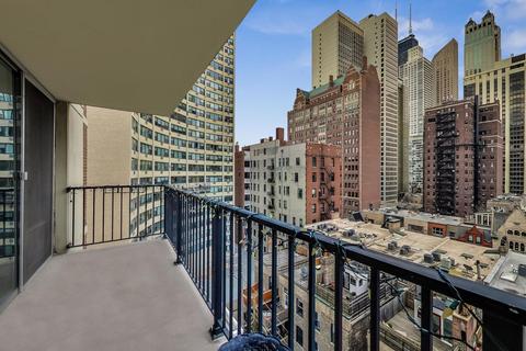 71 E Division St #1001, Chicago, IL 60610 photo 38
