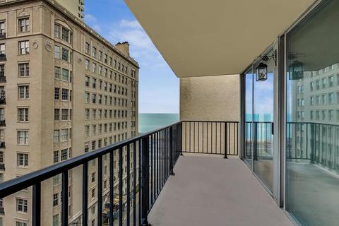 71 E Division St #1001, Chicago, IL 60610 photo 24
