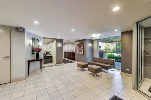 71 E Division St #1001, Chicago, IL 60610 photo 9