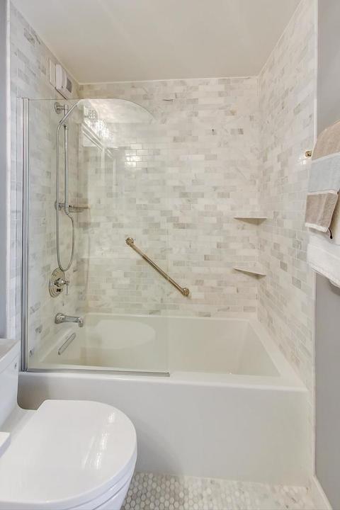 71 E Division St #1001, Chicago, IL 60610 photo 33
