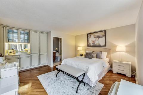 71 E Division St #1001, Chicago, IL 60610 photo 29