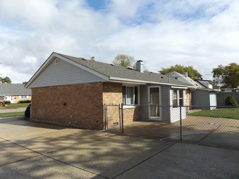 6953 W Olympic Dr, Bridgeview, IL 60455 photo 5