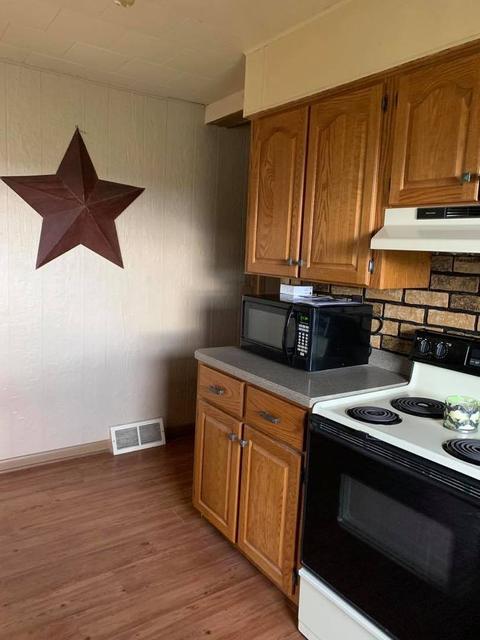 410 Elm St, Cedar Point, IL 61316 photo 9