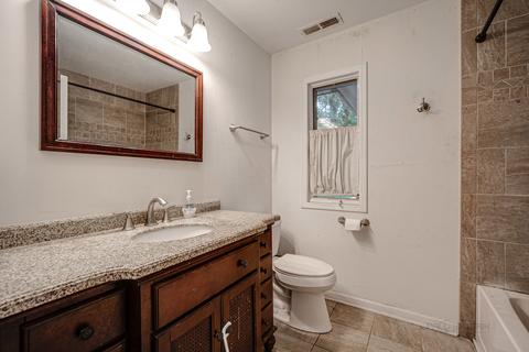 5207 N Leeside St, Mchenry, IL 60050 photo 12