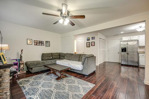 5207 N Leeside St, Mchenry, IL 60050 photo 14