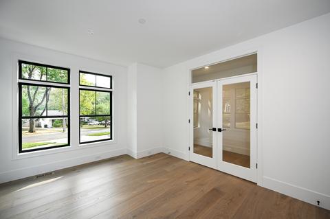 215 N Prospect St, Wheaton, IL 60187 photo 5