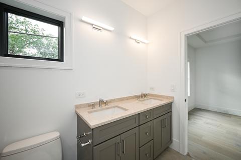 215 N Prospect St, Wheaton, IL 60187 photo 19