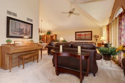 15405 S Creekside Dr, Plainfield, IL 60544 photo 3