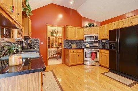 15405 S Creekside Dr, Plainfield, IL 60544 photo 6