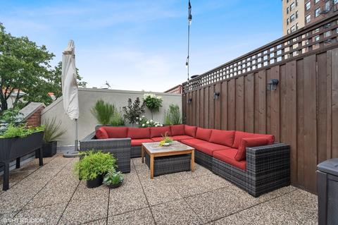 2145 N Clark St #E, Chicago, IL 60614 photo 4