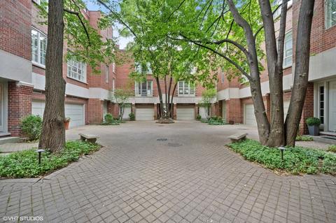 2145 N Clark St #E, Chicago, IL 60614 photo 3