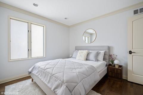 2145 N Clark St #E, Chicago, IL 60614 photo 25