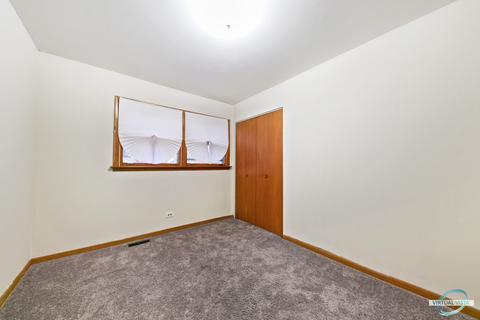 455 W Diversey Ave, Addison, IL 60101 photo 14
