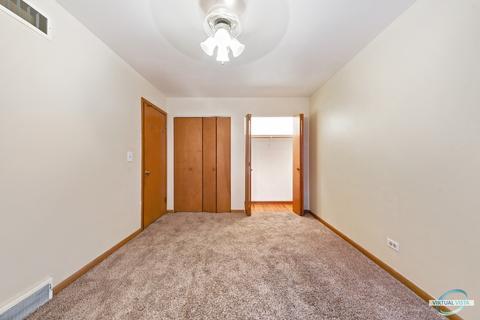 455 W Diversey Ave, Addison, IL 60101 photo 11