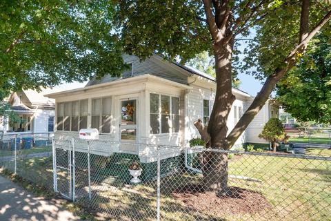 796 E Galena Blvd, Aurora, IL 60505 photo 2