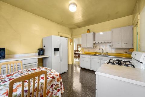 796 E Galena Blvd, Aurora, IL 60505 photo 10