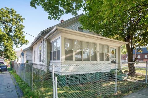 796 E Galena Blvd, Aurora, IL 60505 photo 1