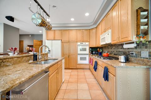 618 Hillside Rd, Glenview, IL 60025 photo 10