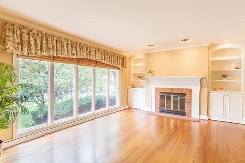 511 S Edward St, Mount Prospect, IL 60056 photo 5