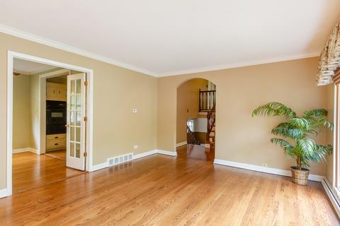 511 S Edward St, Mount Prospect, IL 60056 photo 3