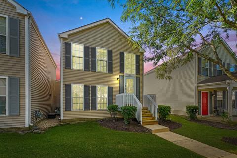 804 Symphony Dr, Aurora, IL 60504 photo 2