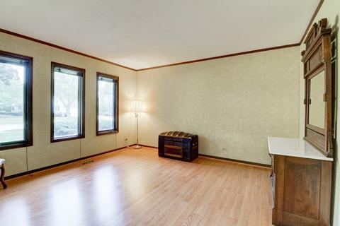 215 Old Forge Rd, Elgin, IL 60123 photo 15