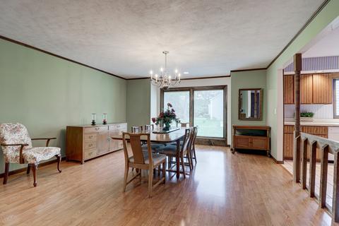 215 Old Forge Rd, Elgin, IL 60123 photo 5