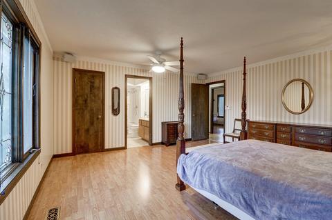 215 Old Forge Rd, Elgin, IL 60123 photo 12