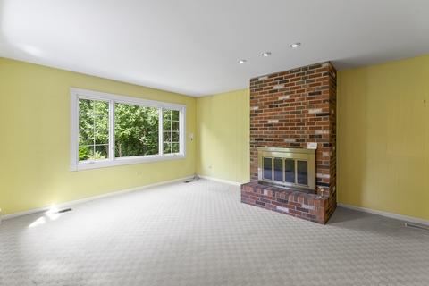 106 S Albert St, Mount Prospect, IL 60056 photo 15