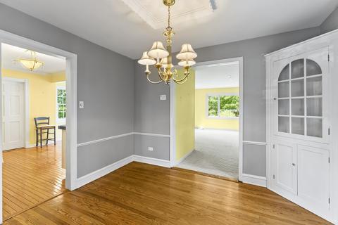 106 S Albert St, Mount Prospect, IL 60056 photo 9
