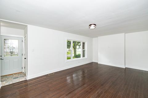 3043 Ruby St, Franklin Park, IL 60131 photo 2