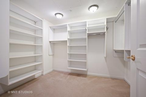 21 E Huron St #3504, Chicago, IL 60611 photo 12