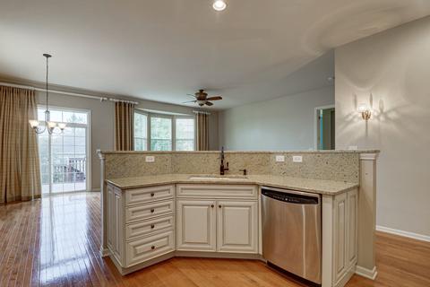 3861 Seigle Dr, Elgin, IL 60124 photo 13