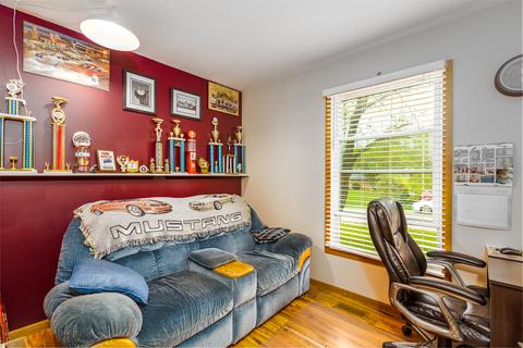 1012 Hilltop Blvd, Mchenry, IL 60050 photo 7
