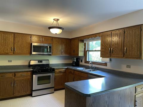 1225 E Gartner Rd, Naperville, IL 60540 photo 2