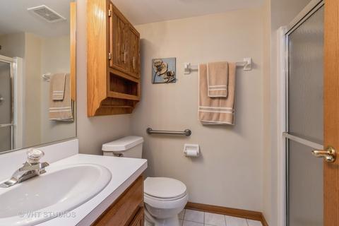 4933 E Circle Dr #109, Crestwood, IL 60445 photo 7