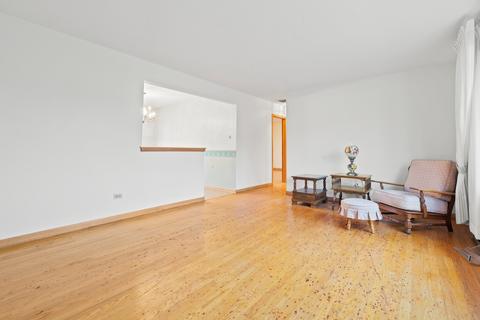 8101 Normandy Ave, Burbank, IL 60459 photo 7
