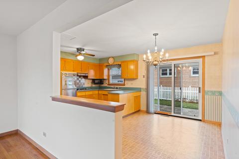 8101 Normandy Ave, Burbank, IL 60459 photo 8