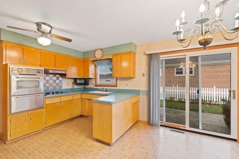 8101 Normandy Ave, Burbank, IL 60459 photo 10