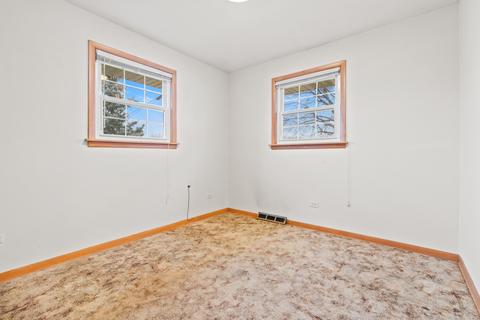 8101 Normandy Ave, Burbank, IL 60459 photo 16
