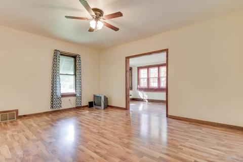 1206 S Wright St, Bloomington, IL 61701 photo 13