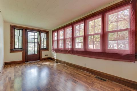 1206 S Wright St, Bloomington, IL 61701 photo 4