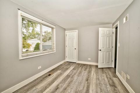 854 Oxford Pl, Wheeling, IL 60090 photo 37