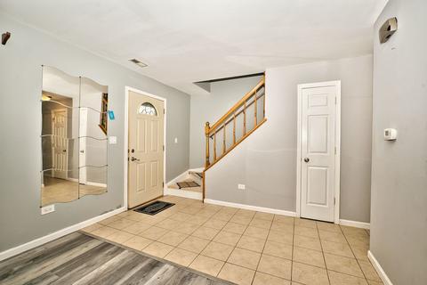 854 Oxford Pl, Wheeling, IL 60090 photo 10