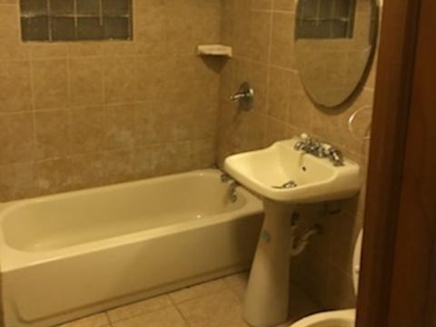 119 E 120th St, Chicago, IL 60628 photo 4
