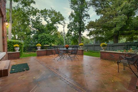 1122 E Monroe St, Bloomington, IL 61701 photo 93
