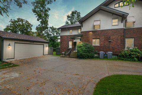 1122 E Monroe St, Bloomington, IL 61701 photo 100