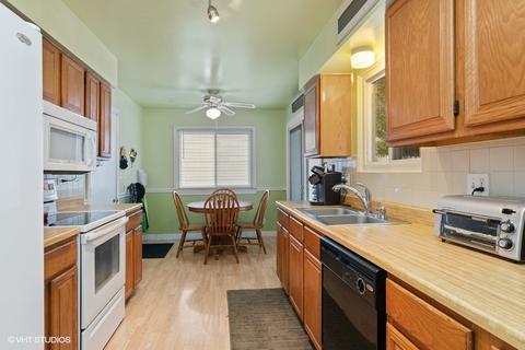 662 Thorndale Dr, Elgin, IL 60120 photo 5