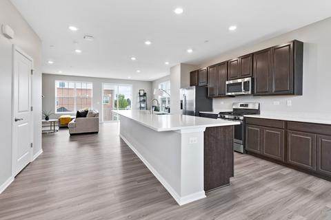 2929 Reflection Dr, Naperville, IL 60564 photo 10