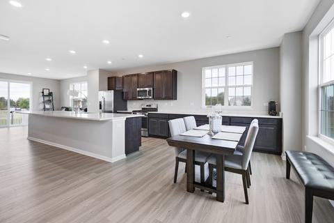 2929 Reflection Dr, Naperville, IL 60564 photo 9